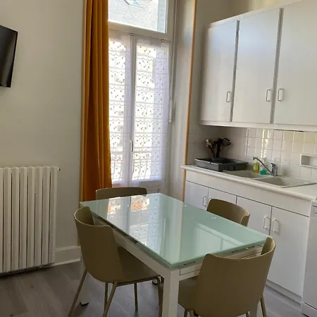 Apartman 6 Personnes Au Coeur De - Fr-1-858-23 La Bourboule